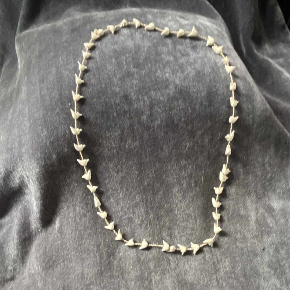 Ivory Color Bird Beaded Necklace Fashion Nature Theme Unisex Adults