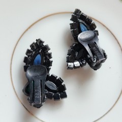 Weiss Climber Earring Dark Jewel Tone Color Rhinestone Couture Signed 60s Black