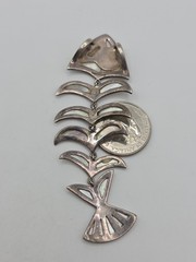 Vintage Sterling Silver 925 MoP Fish Bone Dangle Pendant