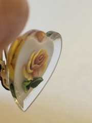 Vtg Estate Clip Earrings Acrylic Resin Heart Shaped Inlaid Yellow Rose Jewelry