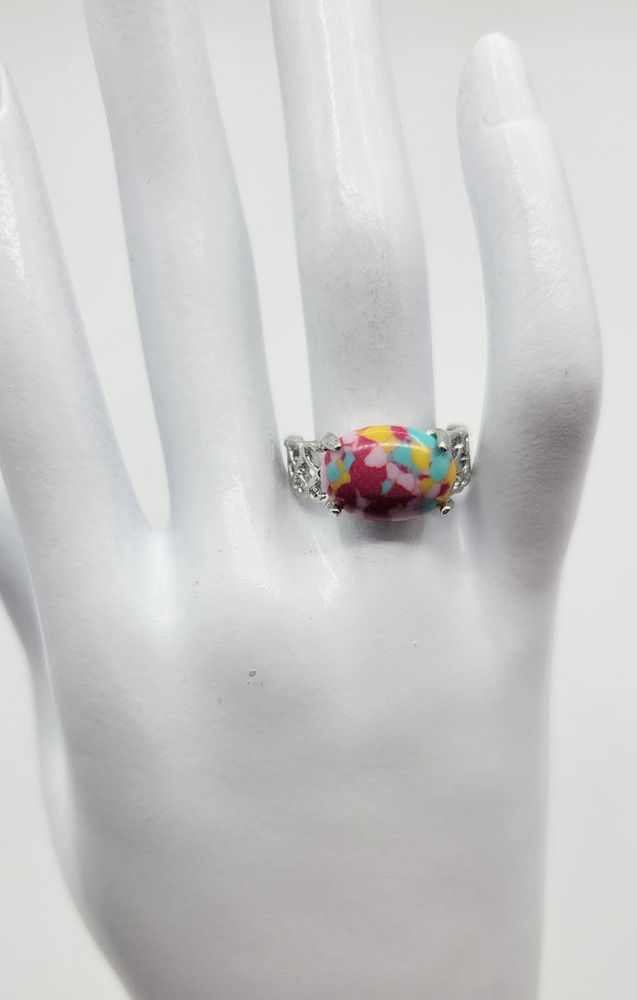 Women’s Silver Tone Oval Simulated Stone Red Pink Yellow Green Ring Size 7.5