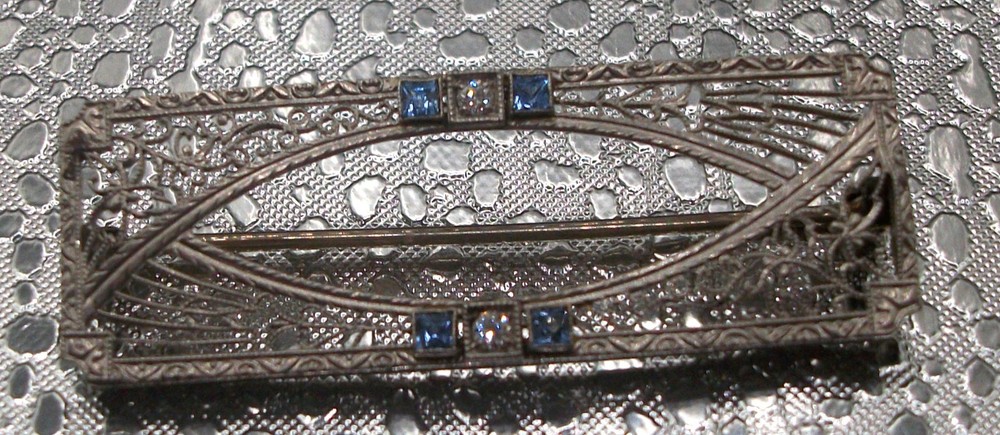 14K GOLD ANTIQUE ART DECO DIAMOND BLUE SAPPHIRE PIN BROOCH PIN FILIGREE JEWELRY