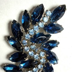 Vintage Blue Crystal Brooch Pin