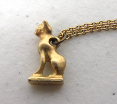 Metropolitan Museum Of Art Egyptian Gold Tone Bastet Mau Cat Pendant Necklace