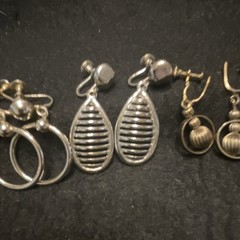Vintage Mixed Earrings screw back Lot 6 Pcs Gold Silver Tone Metal No Stone