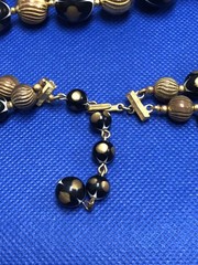 VTG TRIFARI SIGNED GRADUATED TWO STRANDS BEAD BALL GOLD BLACK WHITE 17″ NECKLACE