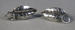 Vintage Sterling Silver Leaf Earrings Screw Backs 3.1g #J4457