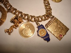 Vintage 14K Gold 8 Pc Charms Ruby Enamel Jewish Judaica Moses Hanukah Bracelet