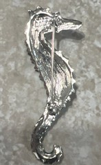 Vintage AAI Sea Horse Brooch Silver Tone Metal Green Yellow Enamel 2 1/4”