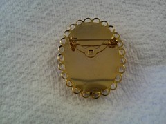 Vintage Cameo Flower Unmarked Pin 1-3/4″ tall