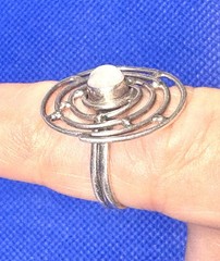X04 Big Spiral Rainbow Moonstone 1” Crown – 925 Silver Ring Size 5.75 Vintage