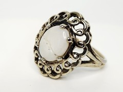 Vintage 14KHGE Gold Plated Ring with White Opal Gemstone – Cracked Stone, READ