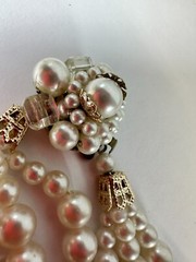 Vintage Necklace Japan Simulated Bead Glass White Box Clasp`16inches