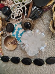 Jewelry Lot E 2.5 Lb. Some new; Some pre-owned & wearable, Most crafts, repair.