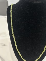 Green Stone Chip Bead Necklace Gemstone Beaded Strand 18 In Womens Boho