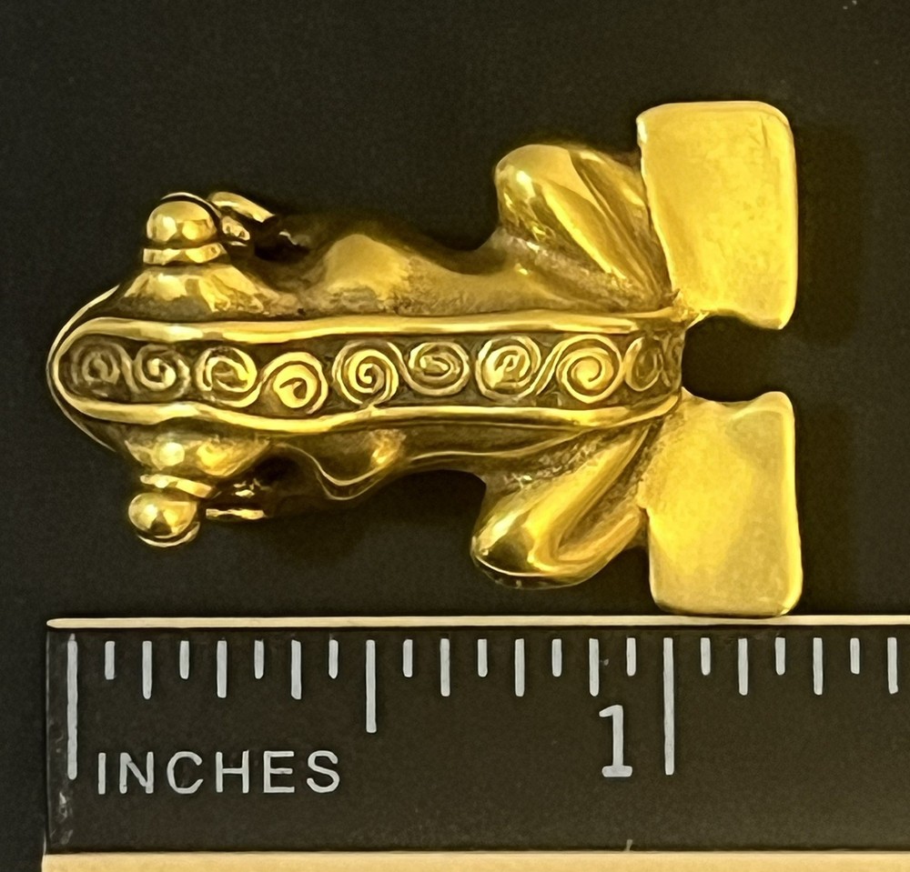Signed MMA Frog Pendant Pin Brushed Gold Tone Metropolitan Museum Art Jewelry