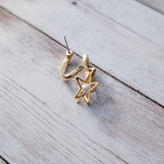 Vintage Earrings for Pierced Ears Twist Dangle with 3D Star & Faux Pearl