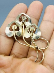 Vtg Unmarked Modernist Heart Flower Pearl Gold Tone Brooch Pin