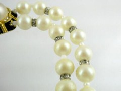 Vintage Mimi D N Faux Pearl Beaded Strand Necklace Enameled Clasp 15.25 Inches