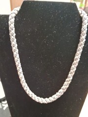 VTG White Pearl & Gun Metal Grey Seed Bead Rope Necklace 1990 19″Hand Made A-08