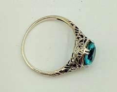 Sterling Silver 925 Art Deco Style Faceted Blue Glass Open Work Ring Size 8.75