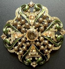 Vtg Champagne Pearl Green Rhinestones Enamel Gold Brooch Art Deco Nouveau Style!