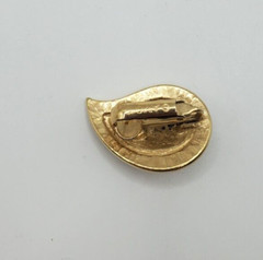 Avon Golden Textured Raindrop Brooch w/Plastic Accents & Earrings