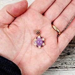 Vintage 14K Yellow Gold Lavender Jade Pearl Amethyst Pendant Purple Pretty Gems