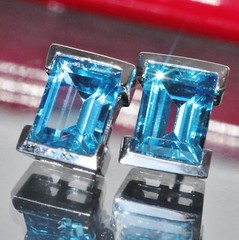 14k white gold earrings 3.00ct blue topaz stud vintage handmade 3.4gr N2540C