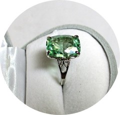 Pretty – Green PERIDOT – Natural Gem – 14k Solid White Gold Mtg. – Certificate