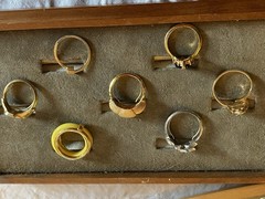 VTG AVON Ring Lot + 1 SARAH COV Signed Costume Jewelry 70’s