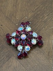 Vintage Dark Red & Clear AB Rhinestone Floral Cluster Brooch Gold Tone Nice!