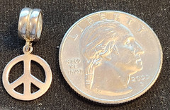 Vtg Sterling Silver PEACE SIGN EURO BEAD #11 Bracelet Charm, 1.03g, 7/8 in
