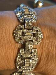 Vintage Art Deco Revival Rhodium Plated Rhinestone Bracelet – Baguette Round 7′