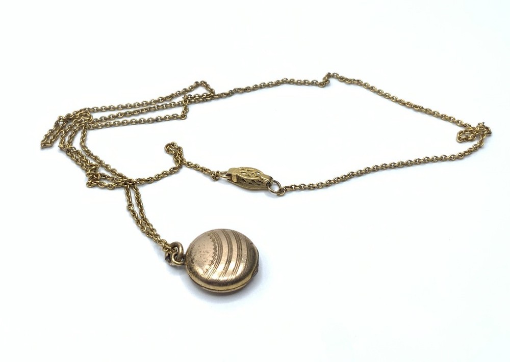 Victorian Old 14k Gold Filled Chain Necklace Tiny Round Locket Pendant