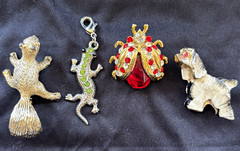 Lot of 4 vintage gold tone animal brooch pins one signed