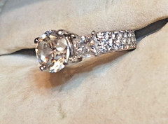 Vintage Lady’s 2.85ct Natural Diamond 5.35 TCW Platinum 900 Engagement Ring