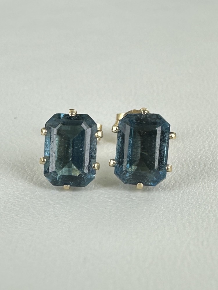 Vintage 14k Gold Emerald Cut London Blue Topaz Stud Earrings