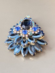 Vintage Verified JULIANA D&E Blue Two Toned Brooch/Pendant Bracelet Earring Set
