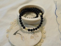Black Onyx 14K Gold Beaded Necklace 18 inch w/ Trinket Soap stone box