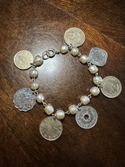 Vintage Handmade 7″ Coin Bracelet w/ 7 Coins Africa India 1947-1957 Faux Pearls