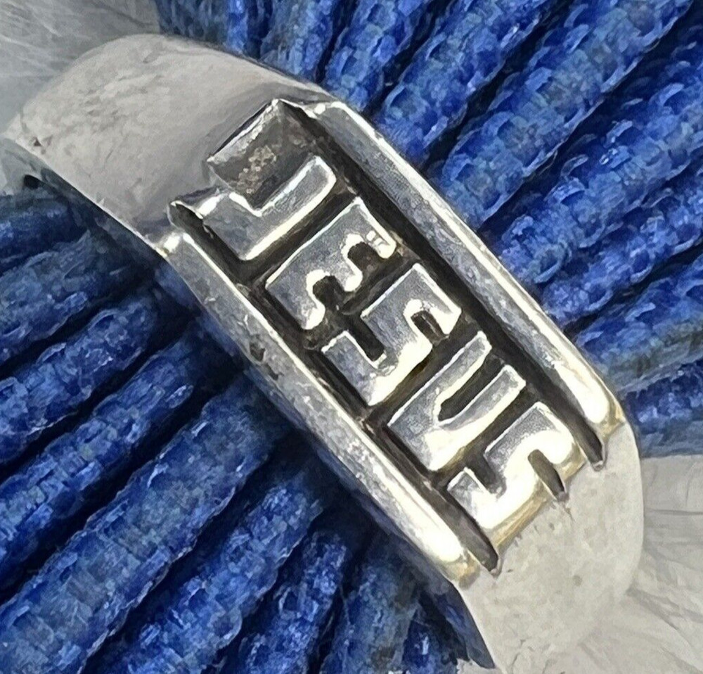 Vintage “JESUS” 5/16″ N to S on finger Sterling Silver 0.925 BAND RING size 7.5