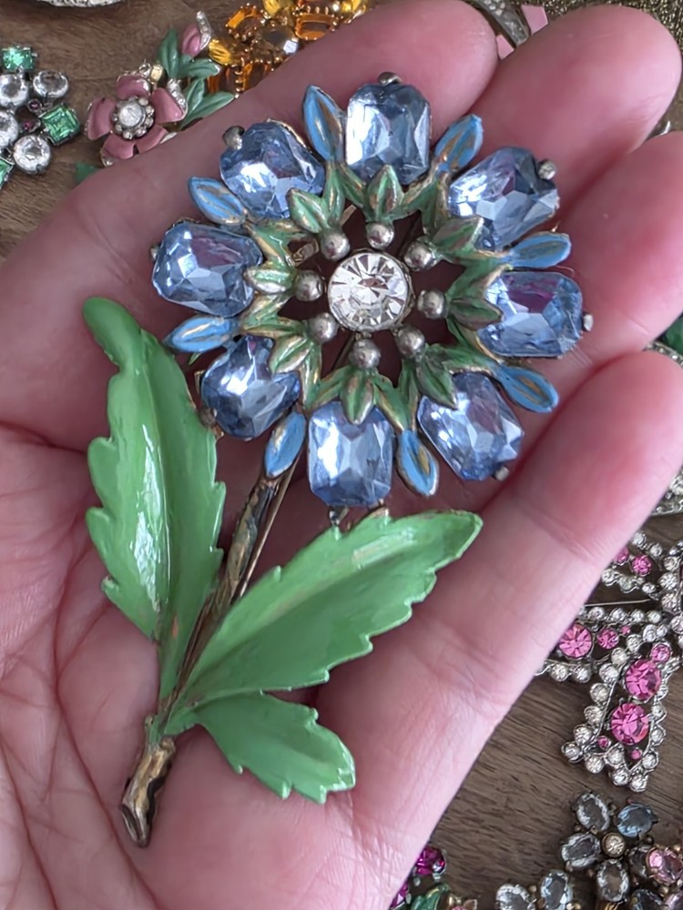 Pot Metal 1930s Floral Brooch Unsigned Enameled