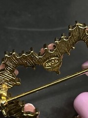 Vintage Avon JJJ Brooch Pin Heart Valentines Flower Rose Accented Rhinestones✨