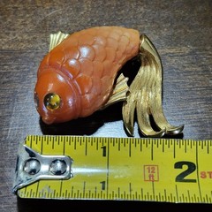 MV Vellano Red Koi Fish Jelly Belly Carved Lucite Brooch Pin MCM Vtg FOR REPAIR
