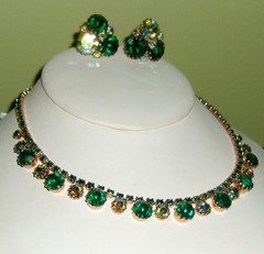 Vintage Green/AB Rhinestone Necklace Earring Set Demi-Signed Weiss