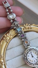 Vintage Avon Jeweled Slider Bezel Charm Bracelet Watch 7″