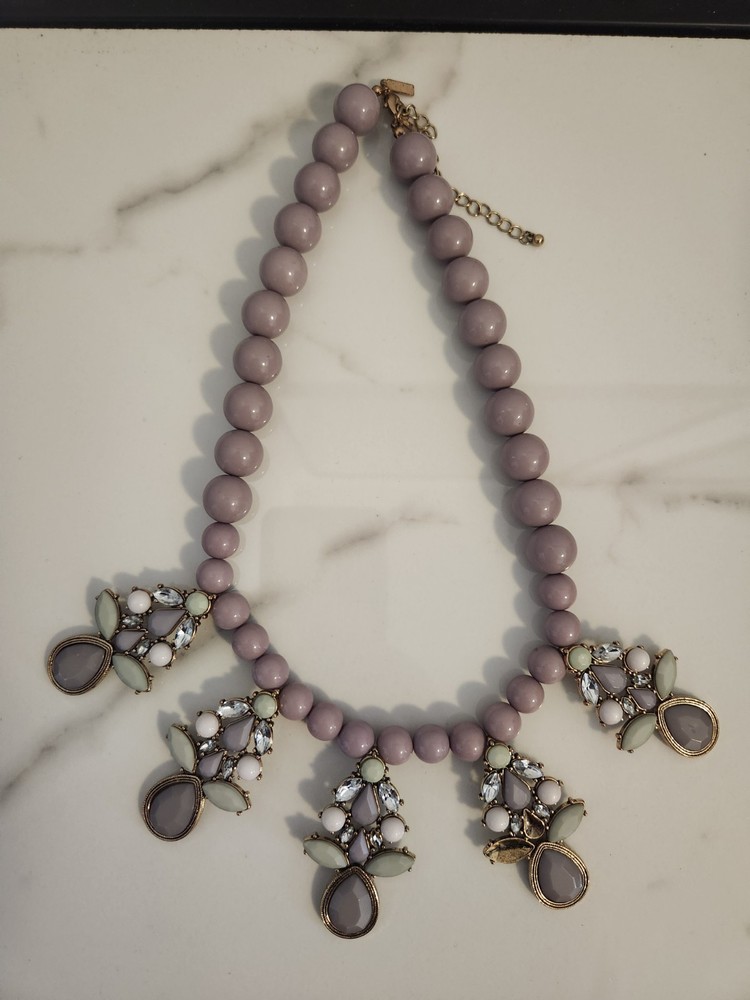 Vintage Elegant Costume Statement Necklace Purple W/ Gold Tones MISSING 1 JEWEL