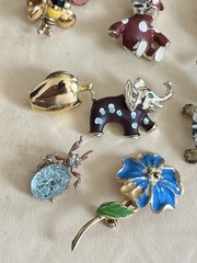 Vintage Jewelry Lot Pins Small Brooch Animal Bee Enamel Butterfly 1950-1960’s