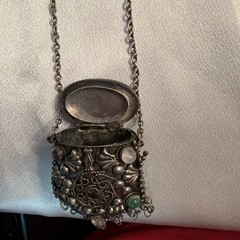 Vintage Locket Pendant With Gemstones On It 36 In Long & Locket Opens